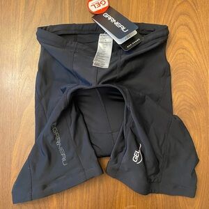 Men’s Medium Garneau Cycling Shorts NWT